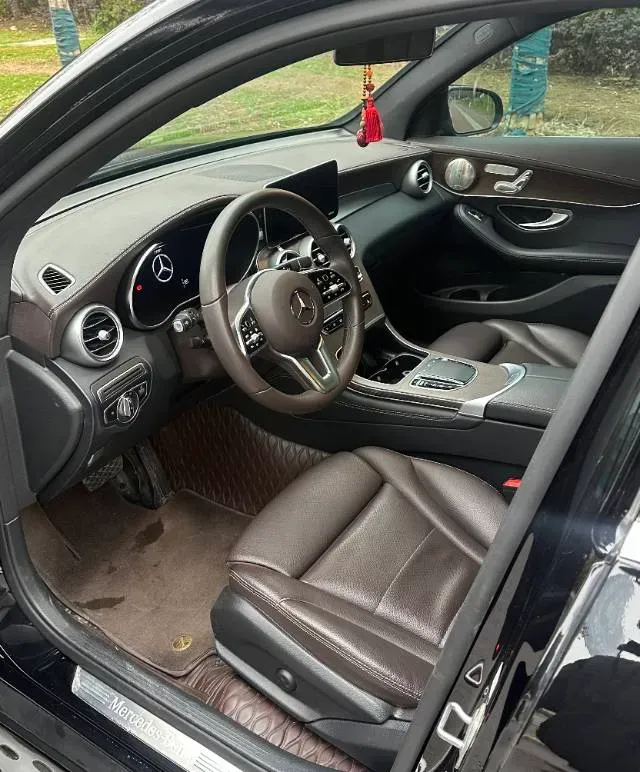 2021 Mercedes-Benz GLC Class 2.0T 197HP L4 9AT,autocango,china used car exporter,china ev exporter,chinese used car exporter,chinese used ev exporter