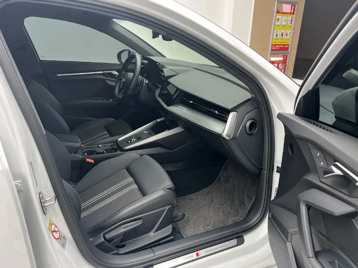 2023 Audi A3 1.4T 150HP L4 7DCT,autocango,china used car exporter,china ev exporter,chinese used car exporter,chinese used ev exporter