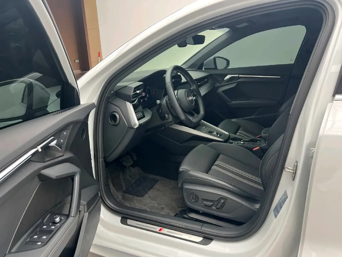 2023 Audi A3 1.4T 150HP L4 7DCT,autocango,china used car exporter,china ev exporter,chinese used car exporter,chinese used ev exporter