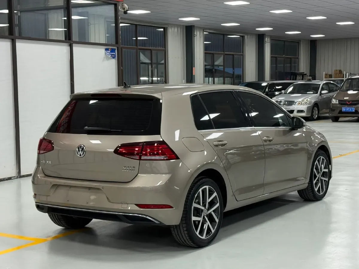 2020 Volkswagen Golf 1.4T 150HP L4 7DCT,autocango,china used car exporter,china ev exporter,chinese used car exporter,chinese used ev exporter