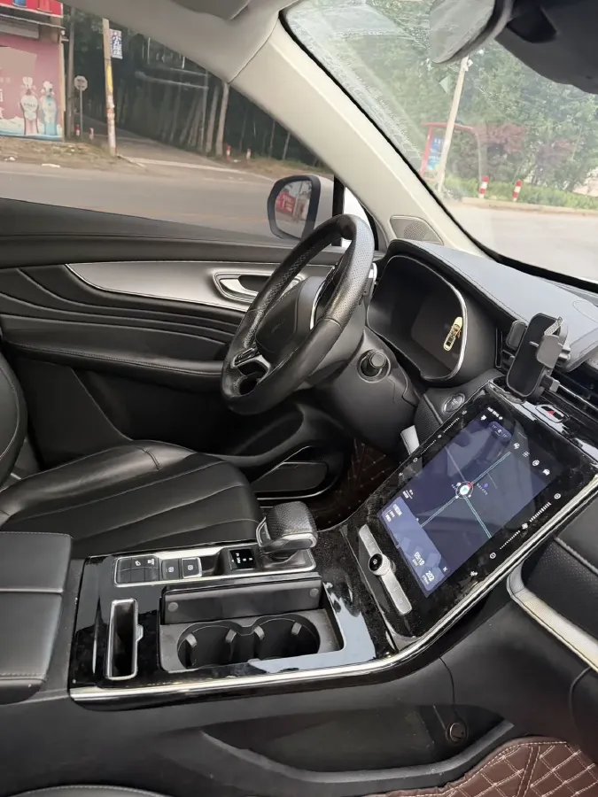 2019 Roewe RX5 MAX 1.5T 173HP L4 6AT,autocango,china used car exporter,china ev exporter,chinese used car exporter,chinese used ev exporter