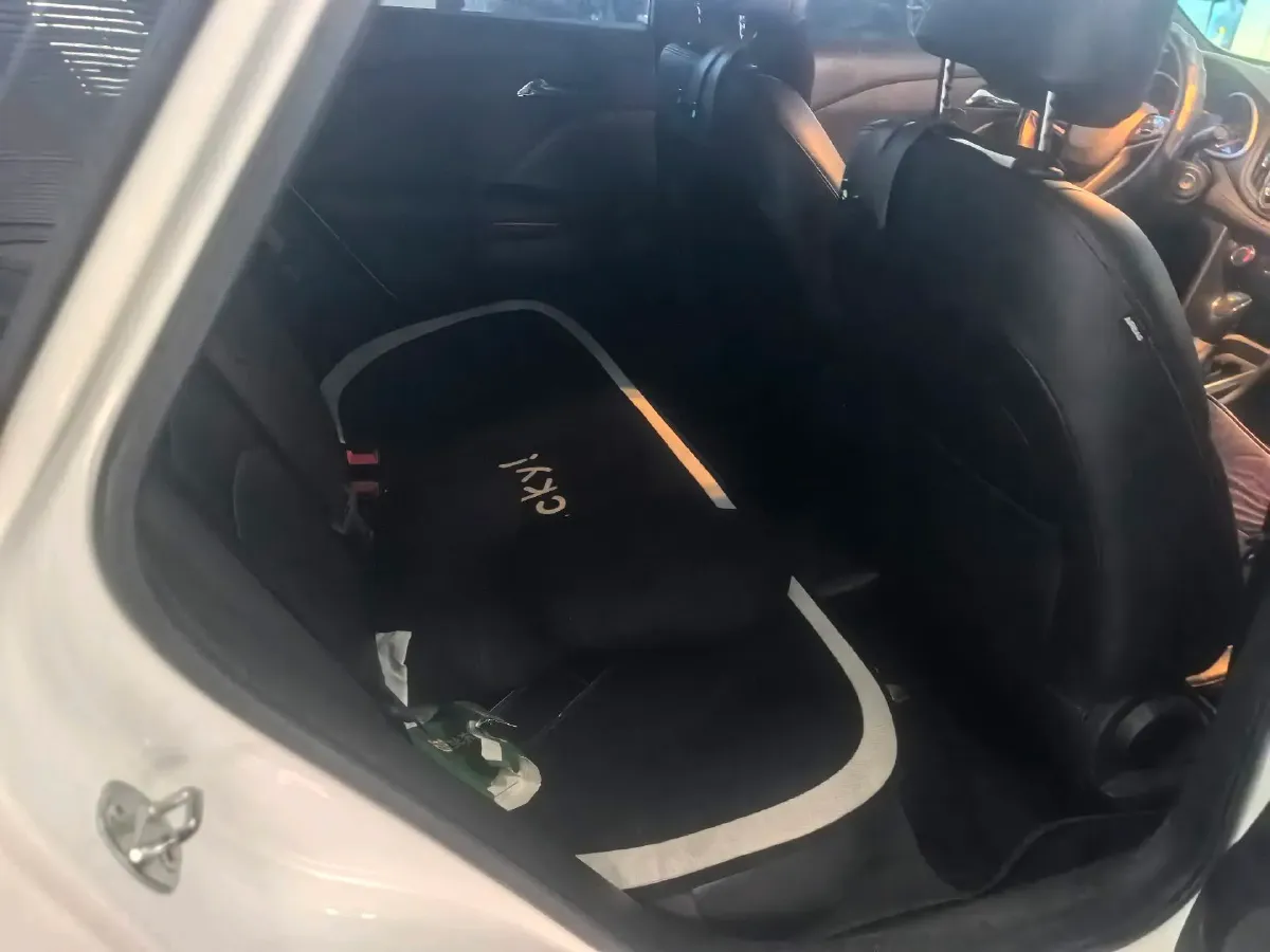 2019 Chevrolet Monza 1.3T 163HP L3 6AT,autocango,china used car exporter,china ev exporter,chinese used car exporter,chinese used ev exporter