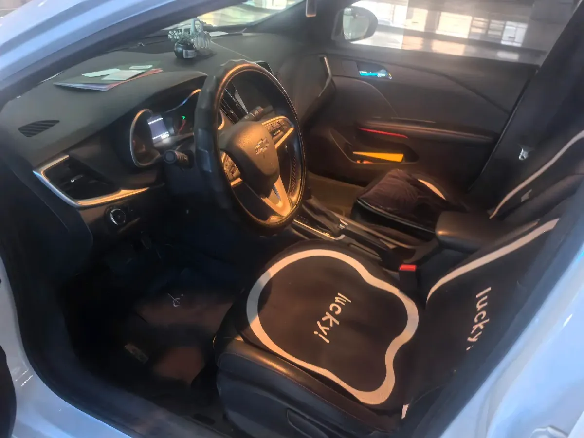 2019 Chevrolet Monza 1.3T 163HP L3 6AT,autocango,china used car exporter,china ev exporter,chinese used car exporter,chinese used ev exporter