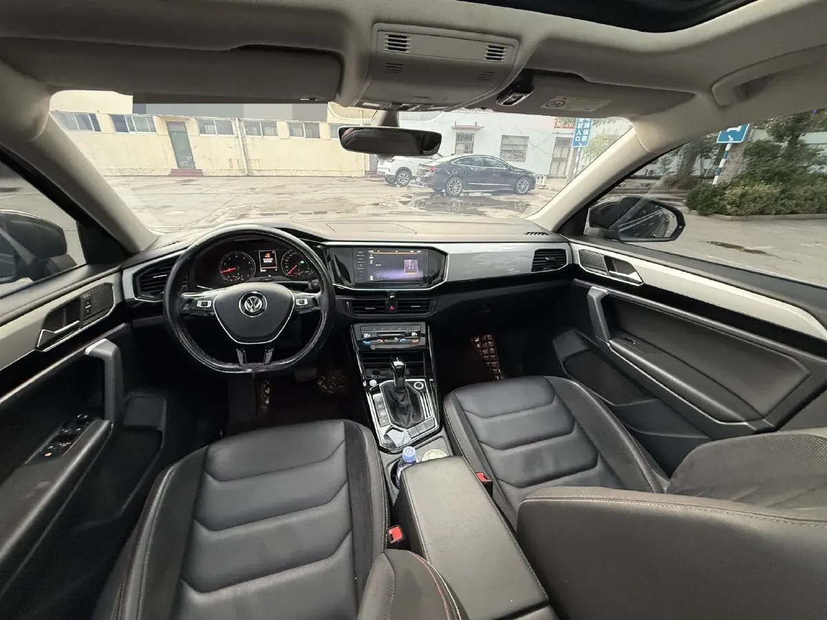 2020 Volkswagen Tayron 2.0T 186HP L4 7DCT,autocango,china used car exporter,china ev exporter,chinese used car exporter,chinese used ev exporter