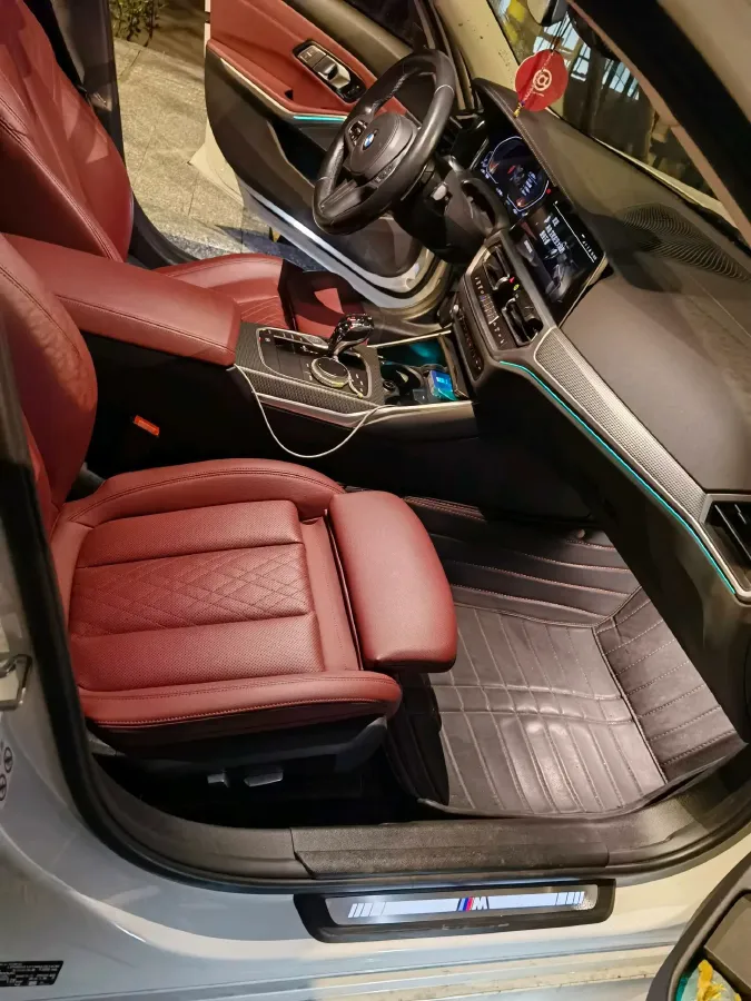 2022 BMW 3 Series 2.0T 184HP L4 8AT,autocango,china used car exporter,china ev exporter,chinese used car exporter,chinese used ev exporter