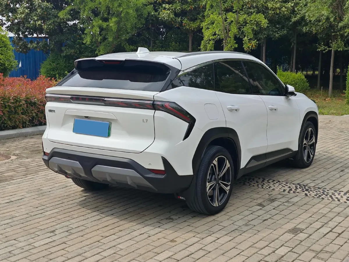 2024 Geely Galaxy L7 1.5T 163HP L4 3DHT PHEV 18.7KWH,autocango,china used car exporter,china ev exporter,chinese used car exporter,chinese used ev exporter