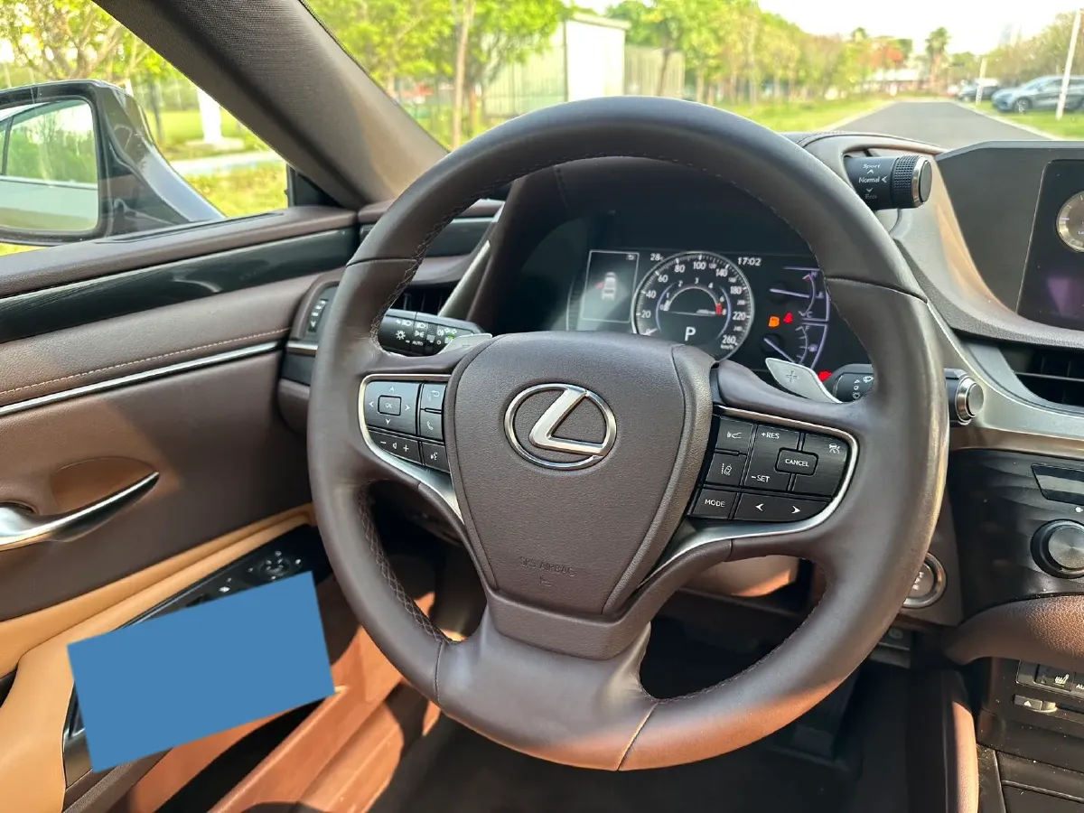 2018 Lexus ES 2.0L 167HP L4 6AT,autocango,china used car exporter,china ev exporter,chinese used car exporter,chinese used ev exporter