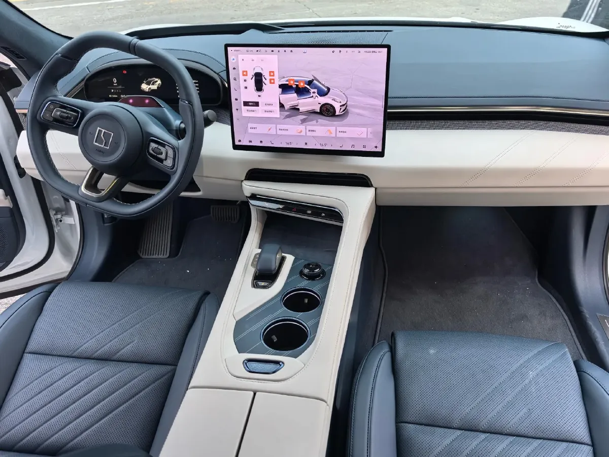 2025 Zeekr 001 BEV 100KWH,autocango,china used car exporter,china ev exporter,chinese used car exporter,chinese used ev exporter