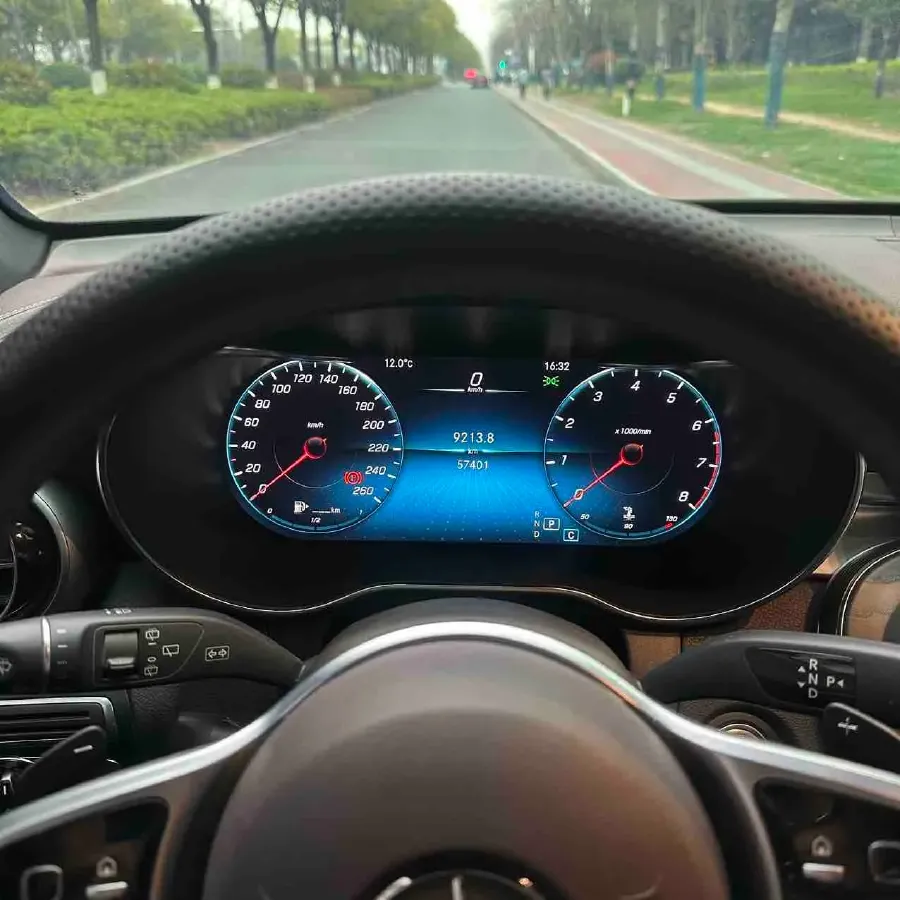 2022 Mercedes-Benz GLC Class 2.0T 258HP L4 9AT,autocango,china used car exporter,china ev exporter,chinese used car exporter,chinese used ev exporter