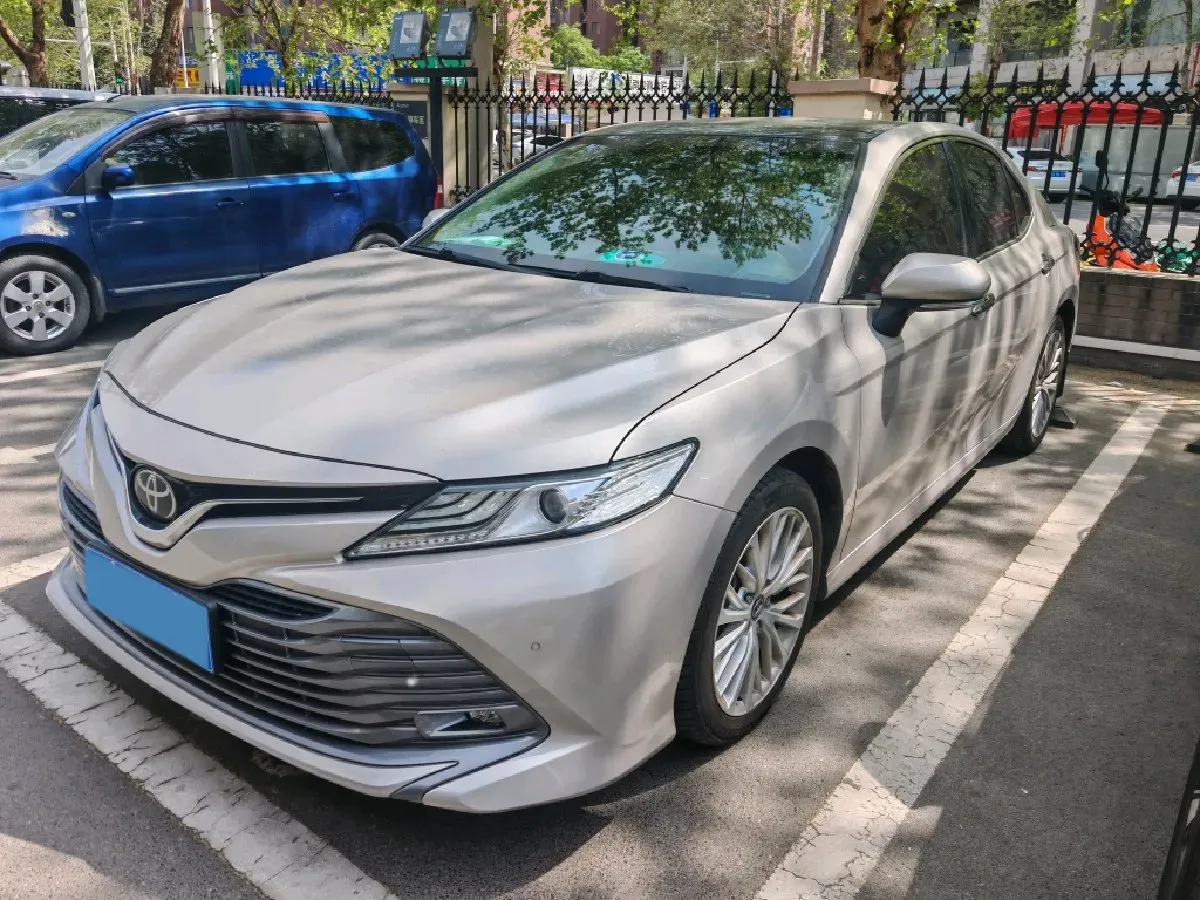 2019 Toyota Camry 2.5L 209HP L4 8AT,autocango,china used car exporter,china ev exporter,chinese used car exporter,chinese used ev exporter
