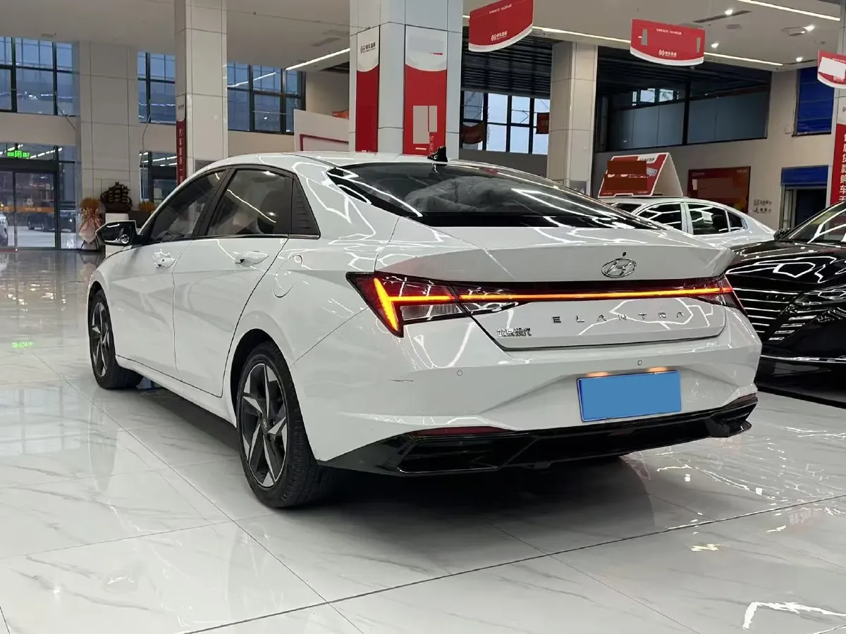 2021 Hyundai Elantra 1.5L 115HP L4 CVT,autocango,china used car exporter,china ev exporter,chinese used car exporter,chinese used ev exporter
