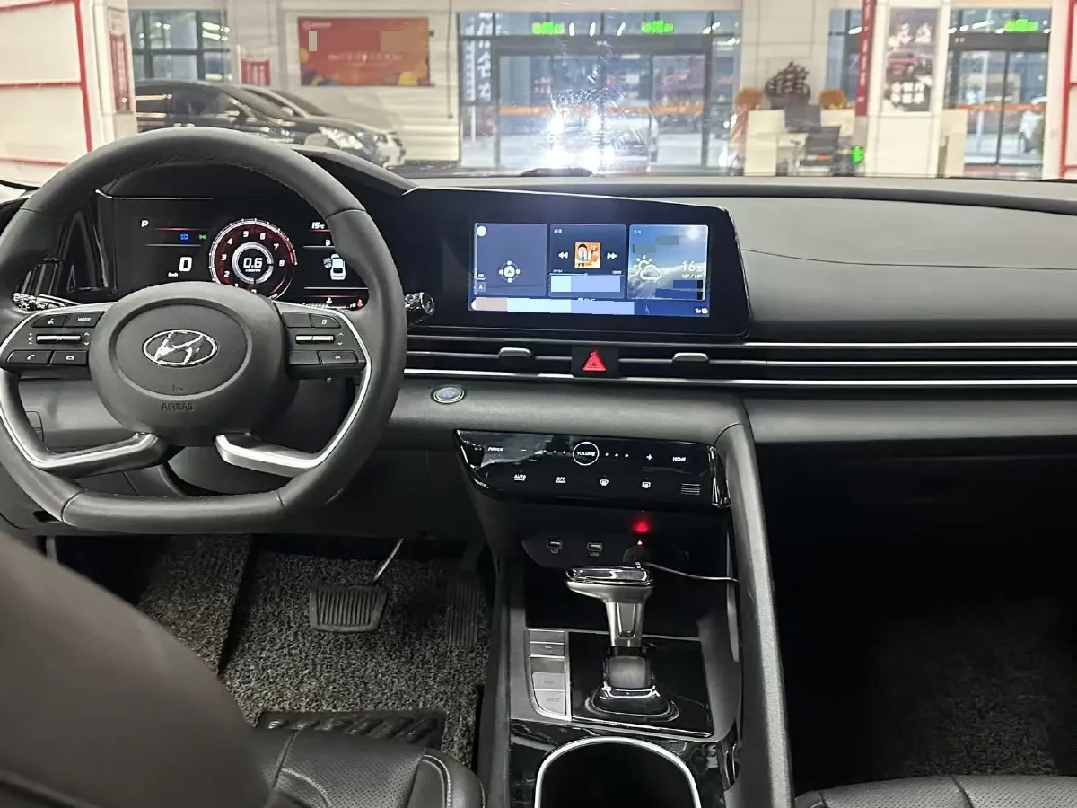 2021 Hyundai Elantra 1.5L 115HP L4 CVT,autocango,china used car exporter,china ev exporter,chinese used car exporter,chinese used ev exporter