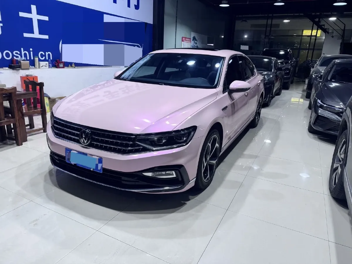 2023 Volkswagen Magotan 2.0T 186HP L4 7DCT,autocango,china used car exporter,china ev exporter,chinese used car exporter,chinese used ev exporter