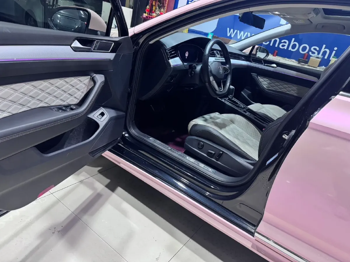 2023 Volkswagen Magotan 2.0T 186HP L4 7DCT,autocango,china used car exporter,china ev exporter,chinese used car exporter,chinese used ev exporter