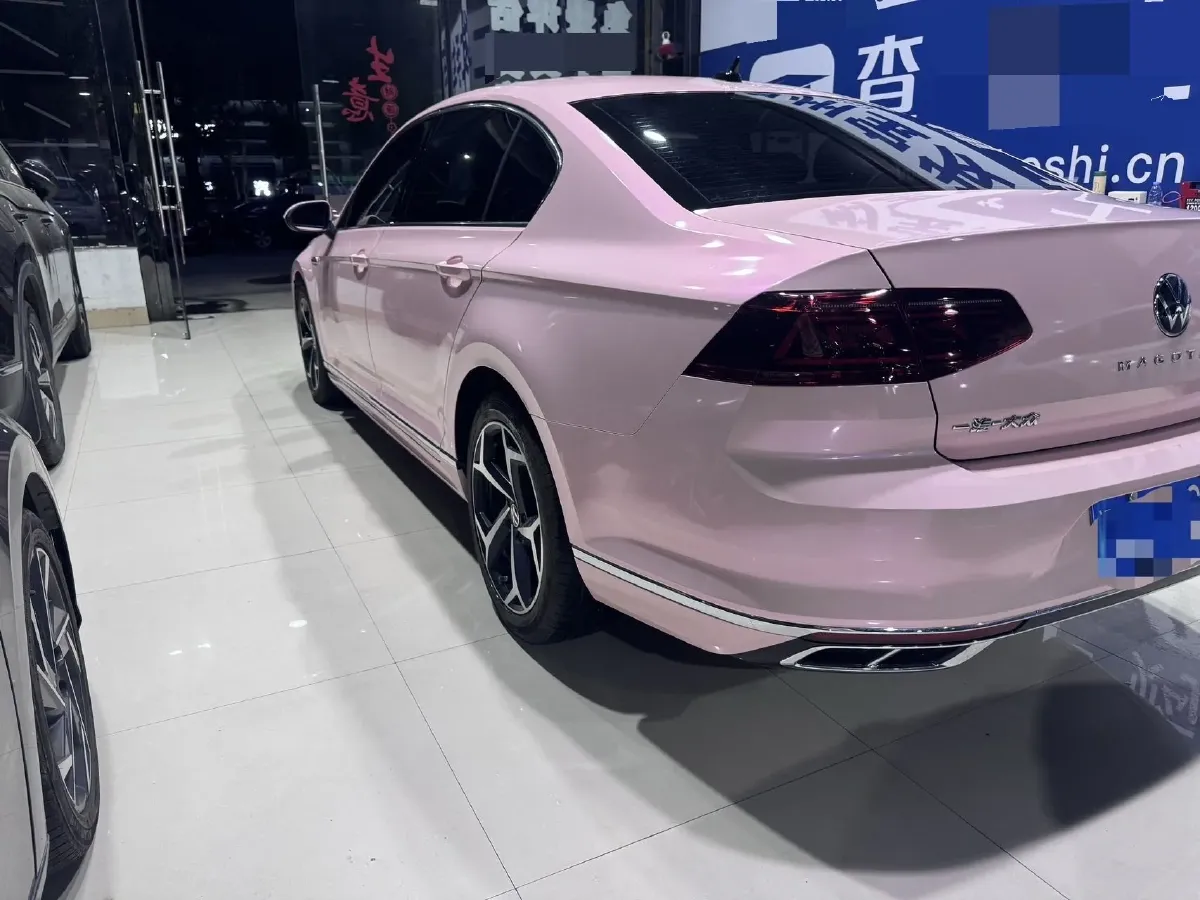 2023 Volkswagen Magotan 2.0T 186HP L4 7DCT,autocango,china used car exporter,china ev exporter,chinese used car exporter,chinese used ev exporter