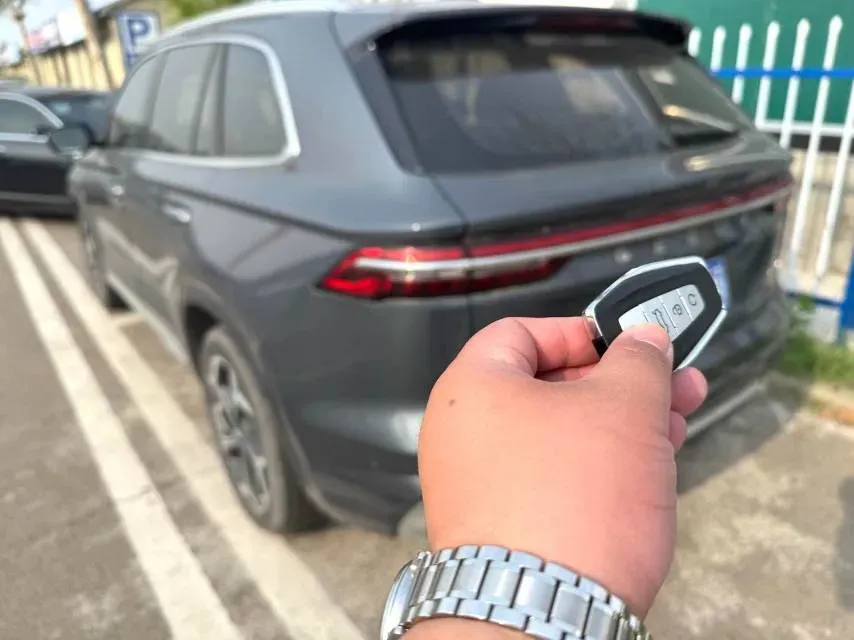 2021 Geely Monjaro 2.0T 218HP L4 7DCT,autocango,china used car exporter,china ev exporter,chinese used car exporter,chinese used ev exporter