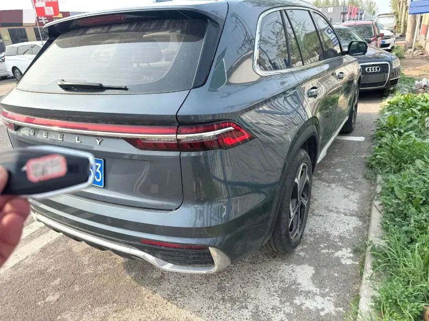 2021 Geely Monjaro 2.0T 218HP L4 7DCT,autocango,china used car exporter,china ev exporter,chinese used car exporter,chinese used ev exporter