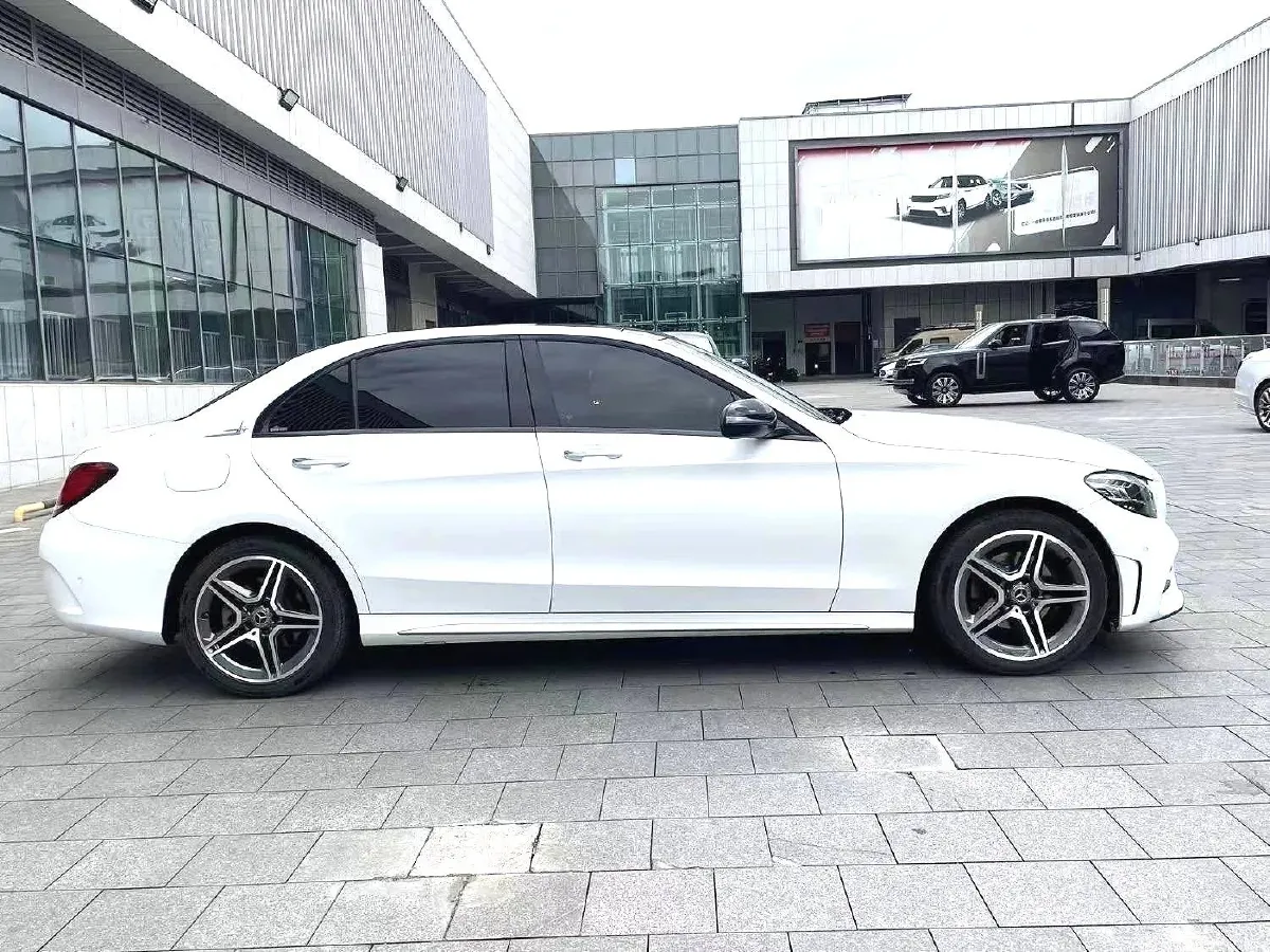 2021 Mercedes-Benz C Class 1.5T 184HP L4 9AT,autocango,china used car exporter,china ev exporter,chinese used car exporter,chinese used ev exporter