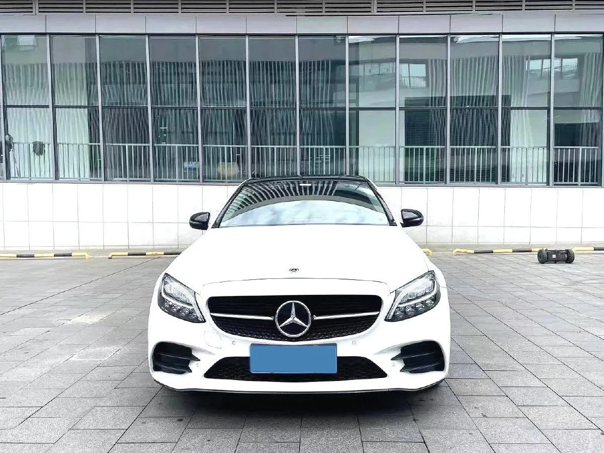 2021 Mercedes-Benz C Class 1.5T 184HP L4 9AT,autocango,china used car exporter,china ev exporter,chinese used car exporter,chinese used ev exporter