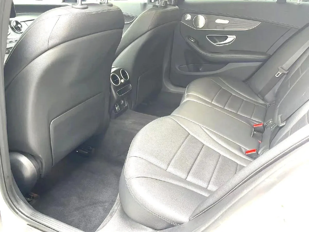 2021 Mercedes-Benz C Class 1.5T 184HP L4 9AT,autocango,china used car exporter,china ev exporter,chinese used car exporter,chinese used ev exporter