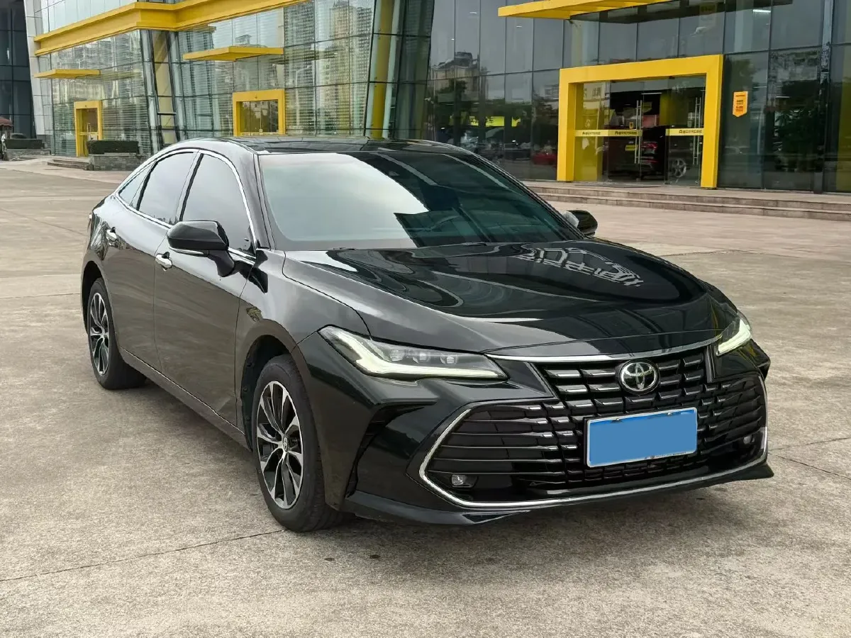 2023 Toyota Avalon 2.0L 177HP L4 CVT,autocango,china used car exporter,china ev exporter,chinese used car exporter,chinese used ev exporter