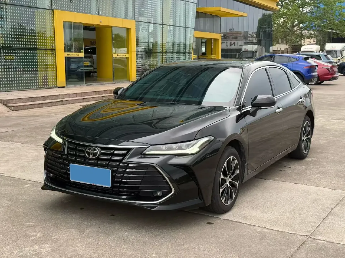 2023 Toyota Avalon 2.0L 177HP L4 CVT,autocango,china used car exporter,china ev exporter,chinese used car exporter,chinese used ev exporter