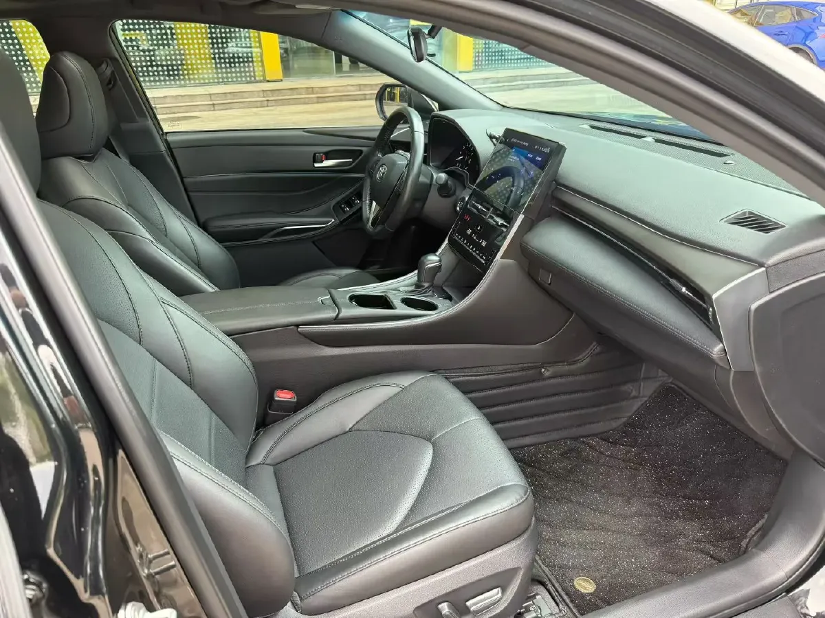 2023 Toyota Avalon 2.0L 177HP L4 CVT,autocango,china used car exporter,china ev exporter,chinese used car exporter,chinese used ev exporter