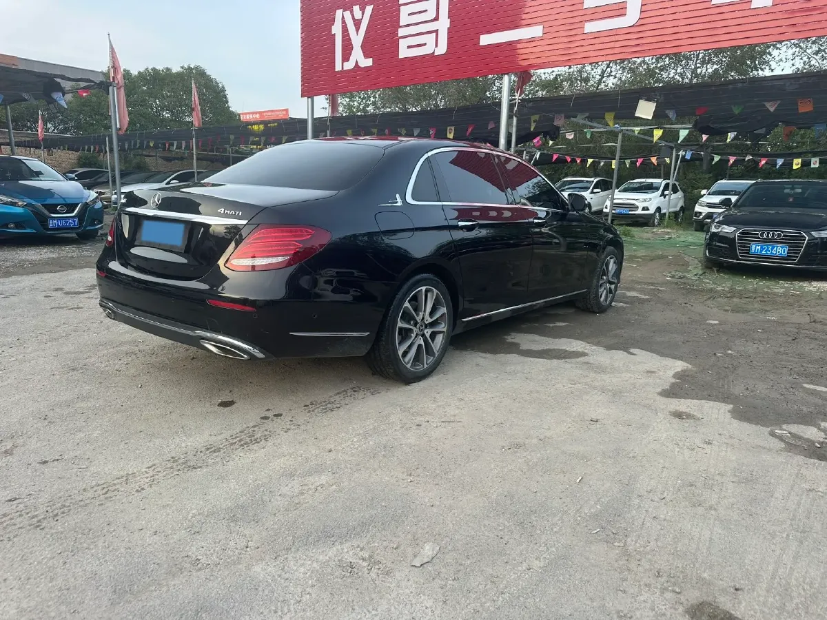 2020 Mercedes-Benz E Class 1.5T 184HP L4 9AT,autocango,china used car exporter,china ev exporter,chinese used car exporter,chinese used ev exporter