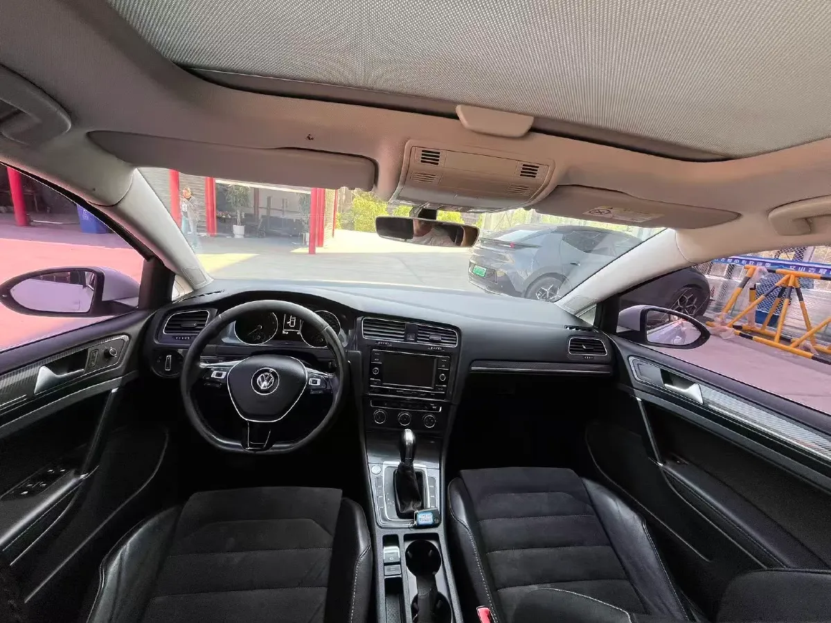 2018 Volkswagen Golf 1.4T 131HP L4 7DCT,autocango,china used car exporter,china ev exporter,chinese used car exporter,chinese used ev exporter