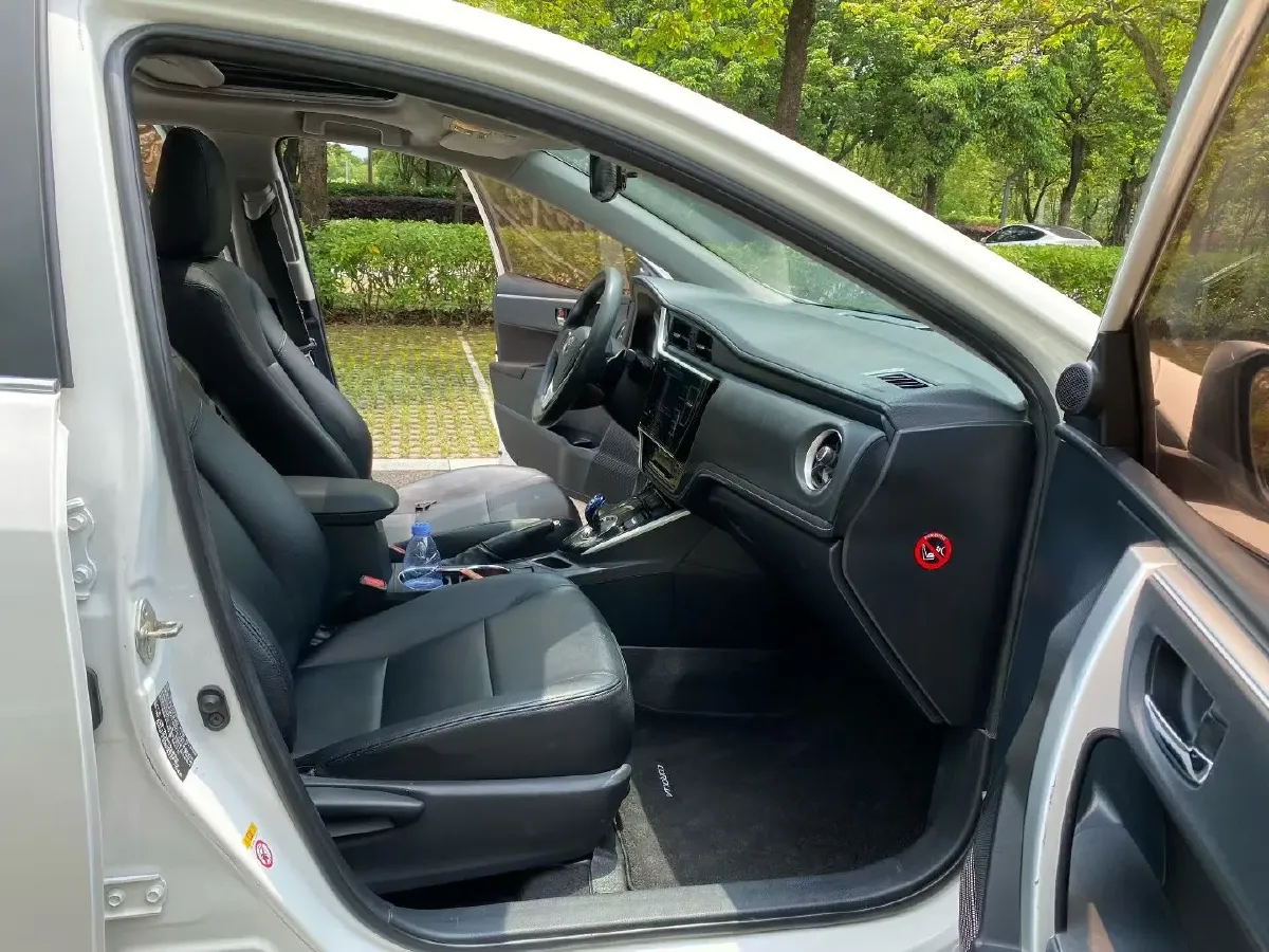 2017 Toyota Corolla 1.2T 116HP L4 CVT,autocango,china used car exporter,china ev exporter,chinese used car exporter,chinese used ev exporter