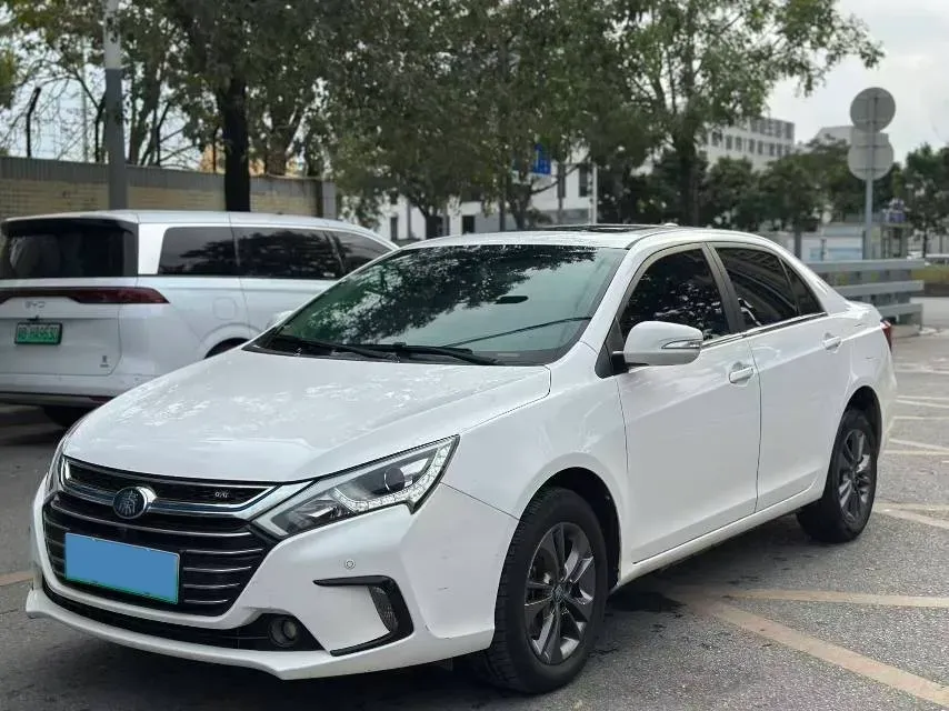 2018 BYD Qin 1.5T 154HP L4 6DCT PHEV 15.2KWH,autocango,china used car exporter,china ev exporter,chinese used car exporter,chinese used ev exporter