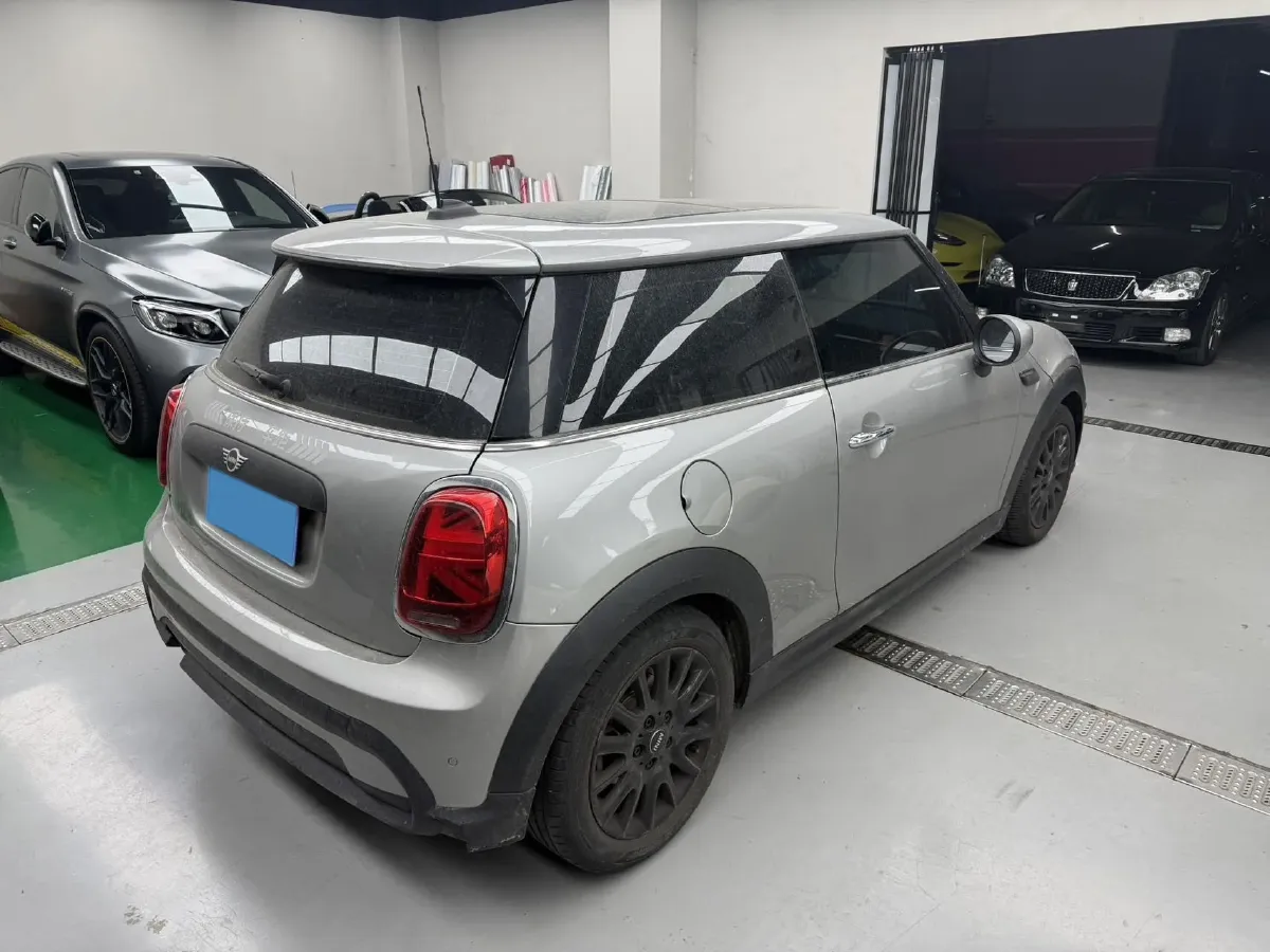 2022 MINI MINI 1.5T 102HP L3 7DCT,autocango,china used car exporter,china ev exporter,chinese used car exporter,chinese used ev exporter