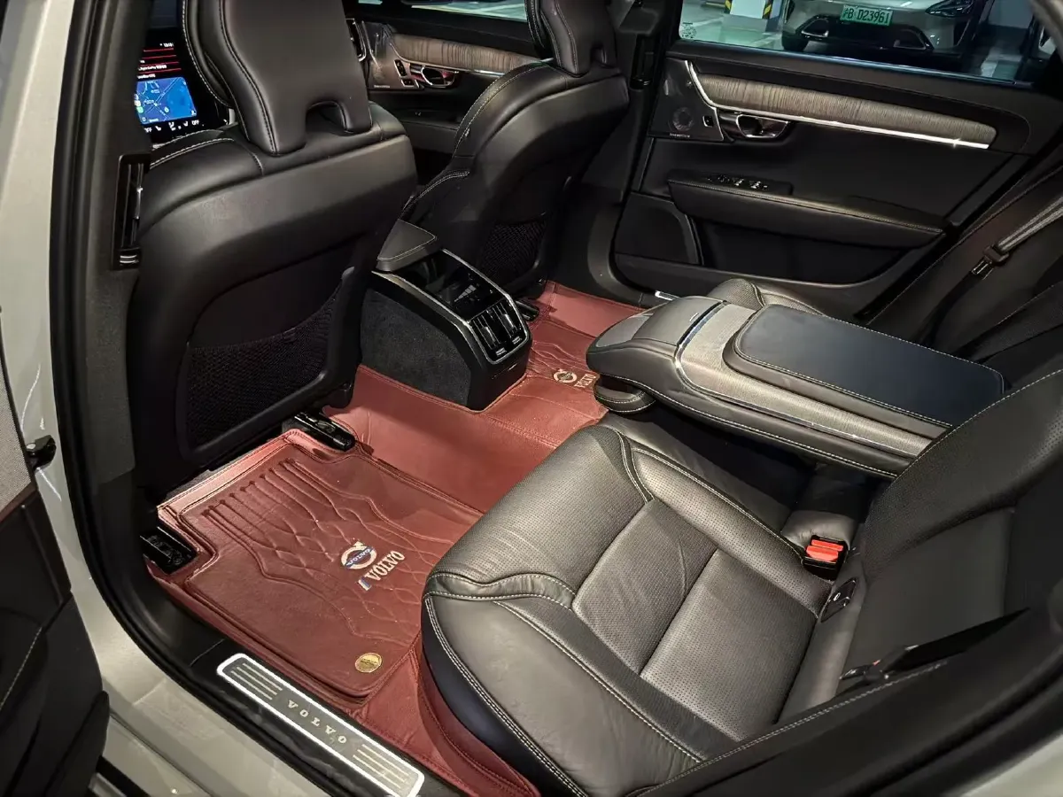 2021 Volvo S90 2.0T 250HP L4 8AT,autocango,china used car exporter,china ev exporter,chinese used car exporter,chinese used ev exporter