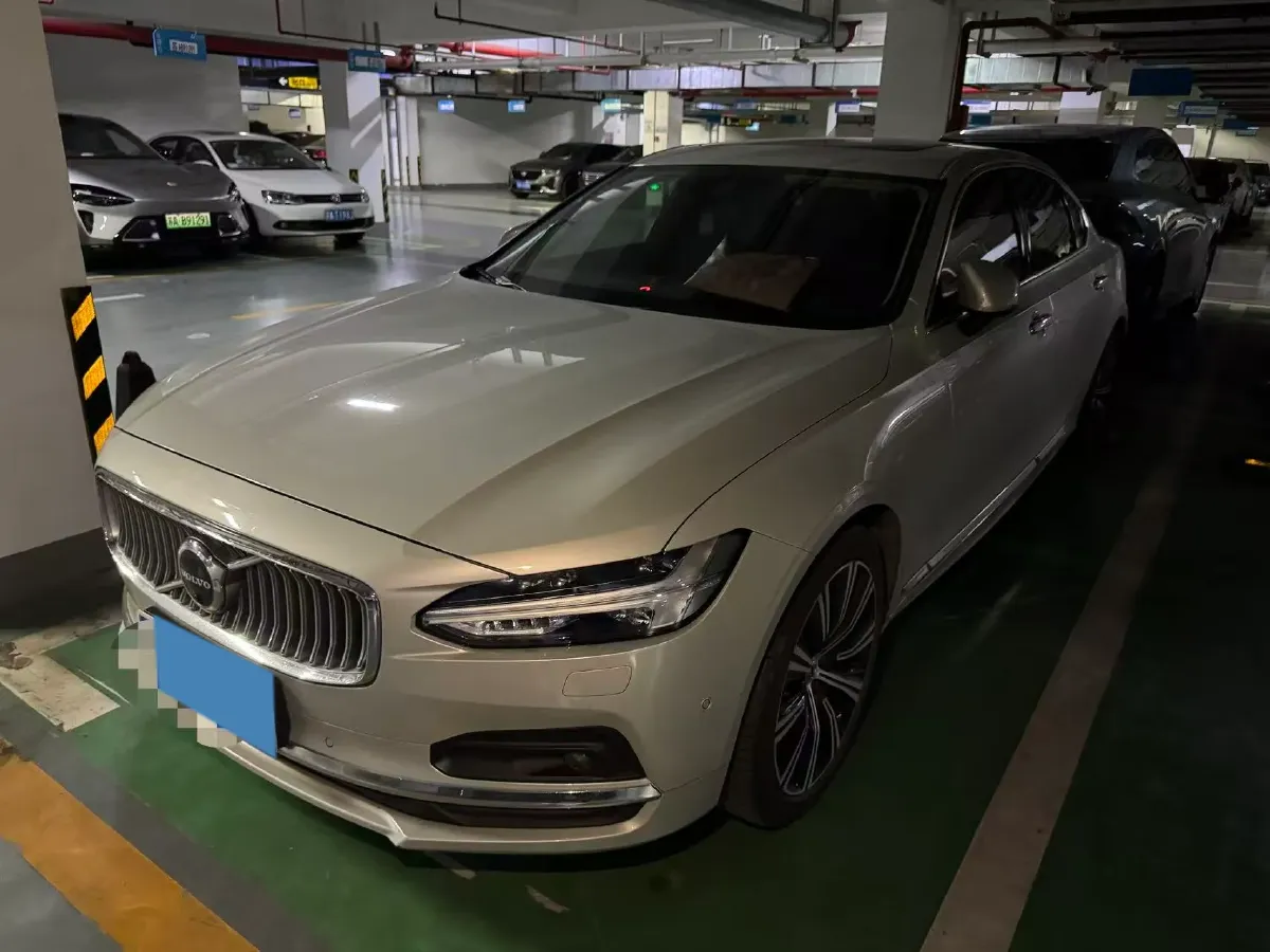 2021 Volvo S90 2.0T 250HP L4 8AT,autocango,china used car exporter,china ev exporter,chinese used car exporter,chinese used ev exporter
