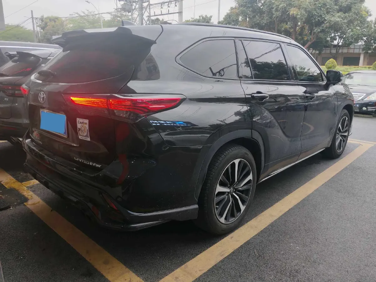 2021 Toyota Crown Kluger 2.5L 192HP L4 E-CVT Hybrid,autocango,china used car exporter,china ev exporter,chinese used car exporter,chinese used ev exporter