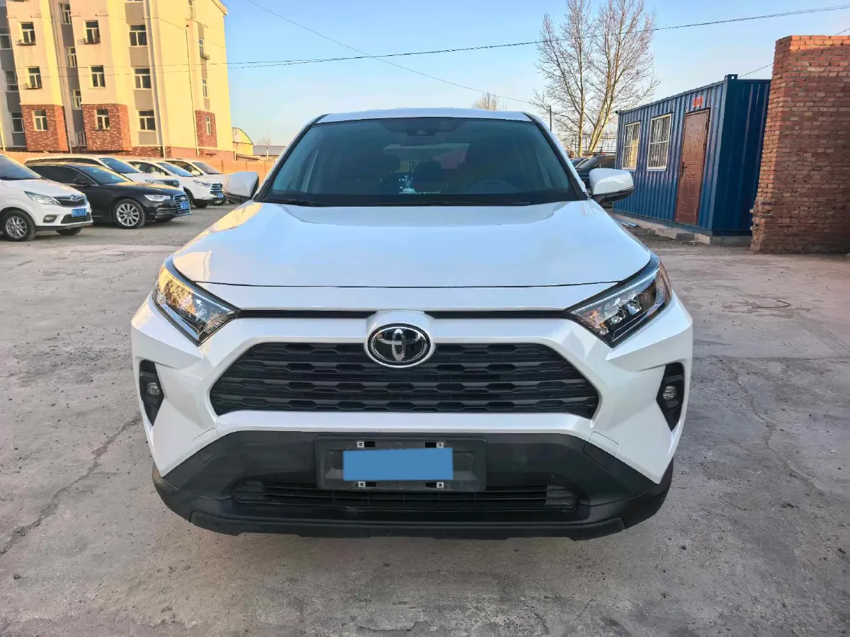 2023 Toyota RAV4 2.0L 171HP L4 CVT,autocango,china used car exporter,china ev exporter,chinese used car exporter,chinese used ev exporter