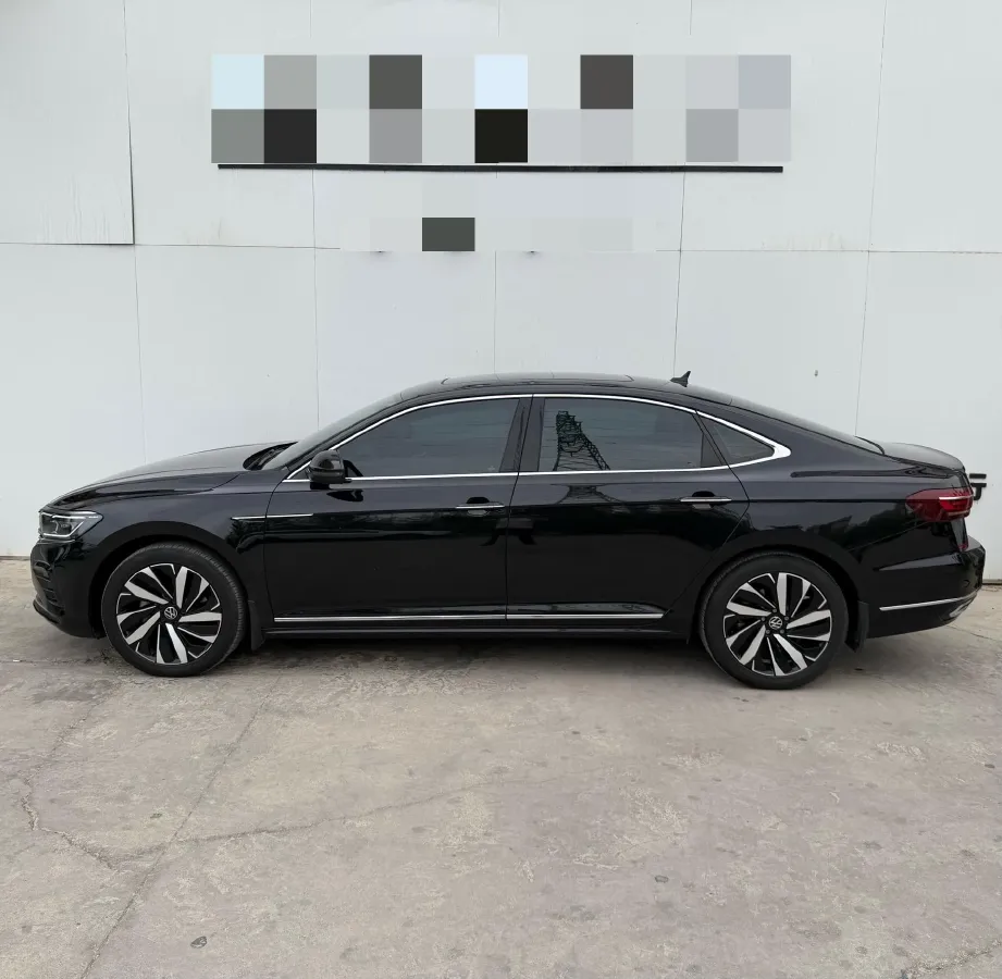 2024 Volkswagen Passat 2.0T 220HP L4 7DCT,autocango,china used car exporter,china ev exporter,chinese used car exporter,chinese used ev exporter