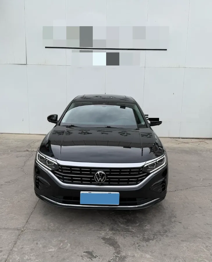 2024 Volkswagen Passat 2.0T 220HP L4 7DCT,autocango,china used car exporter,china ev exporter,chinese used car exporter,chinese used ev exporter