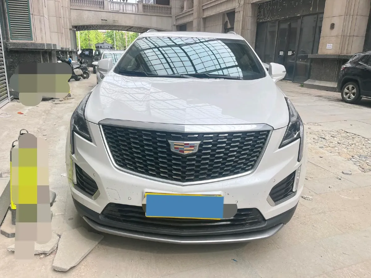 2022 Cadillac XT5 2.0T 237HP L4 9AT,autocango,china used car exporter,china ev exporter,chinese used car exporter,chinese used ev exporter