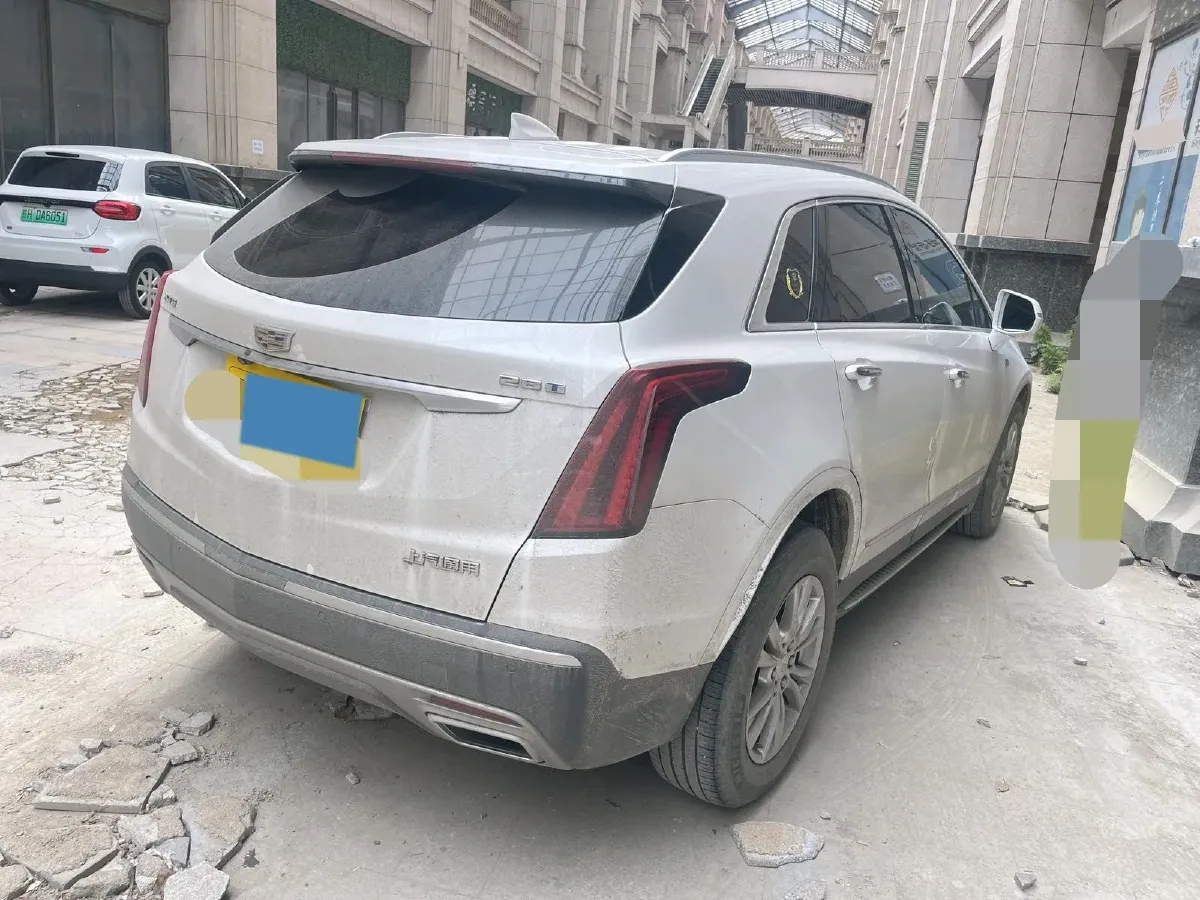 2022 Cadillac XT5 2.0T 237HP L4 9AT,autocango,china used car exporter,china ev exporter,chinese used car exporter,chinese used ev exporter