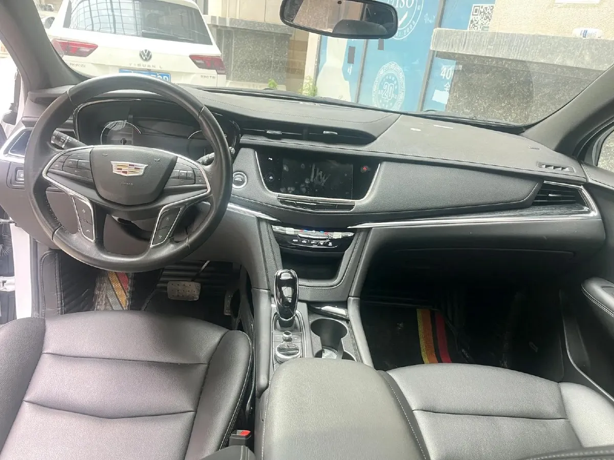 2022 Cadillac XT5 2.0T 237HP L4 9AT,autocango,china used car exporter,china ev exporter,chinese used car exporter,chinese used ev exporter