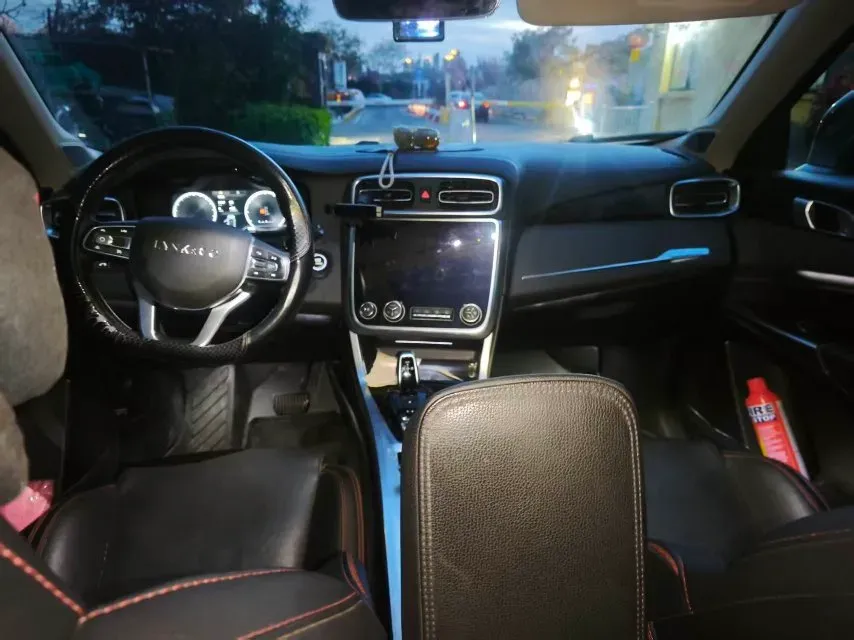 2019 Kia KX5 1.6T 177HP L4 7DCT,autocango,china used car exporter,china ev exporter,chinese used car exporter,chinese used ev exporter