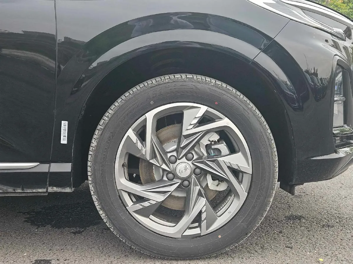 2025 HongQi HS3 1.5T 150HP L4 1DHT PHEV,autocango,china used car exporter,china ev exporter,chinese used car exporter,chinese used ev exporter