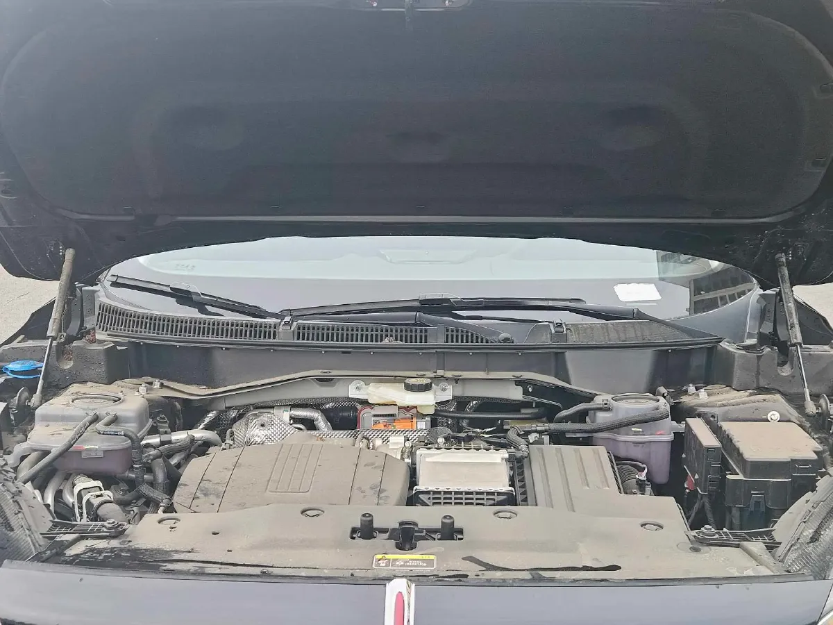 2025 HongQi HS3 1.5T 150HP L4 1DHT PHEV,autocango,china used car exporter,china ev exporter,chinese used car exporter,chinese used ev exporter