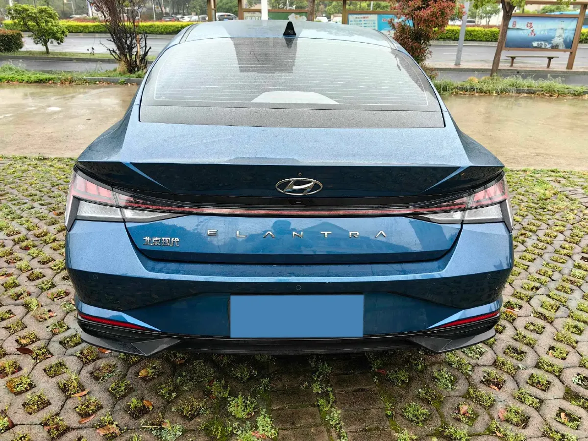 2021 Hyundai Elantra 1.5L 115HP L4 CVT,autocango,china used car exporter,china ev exporter,chinese used car exporter,chinese used ev exporter