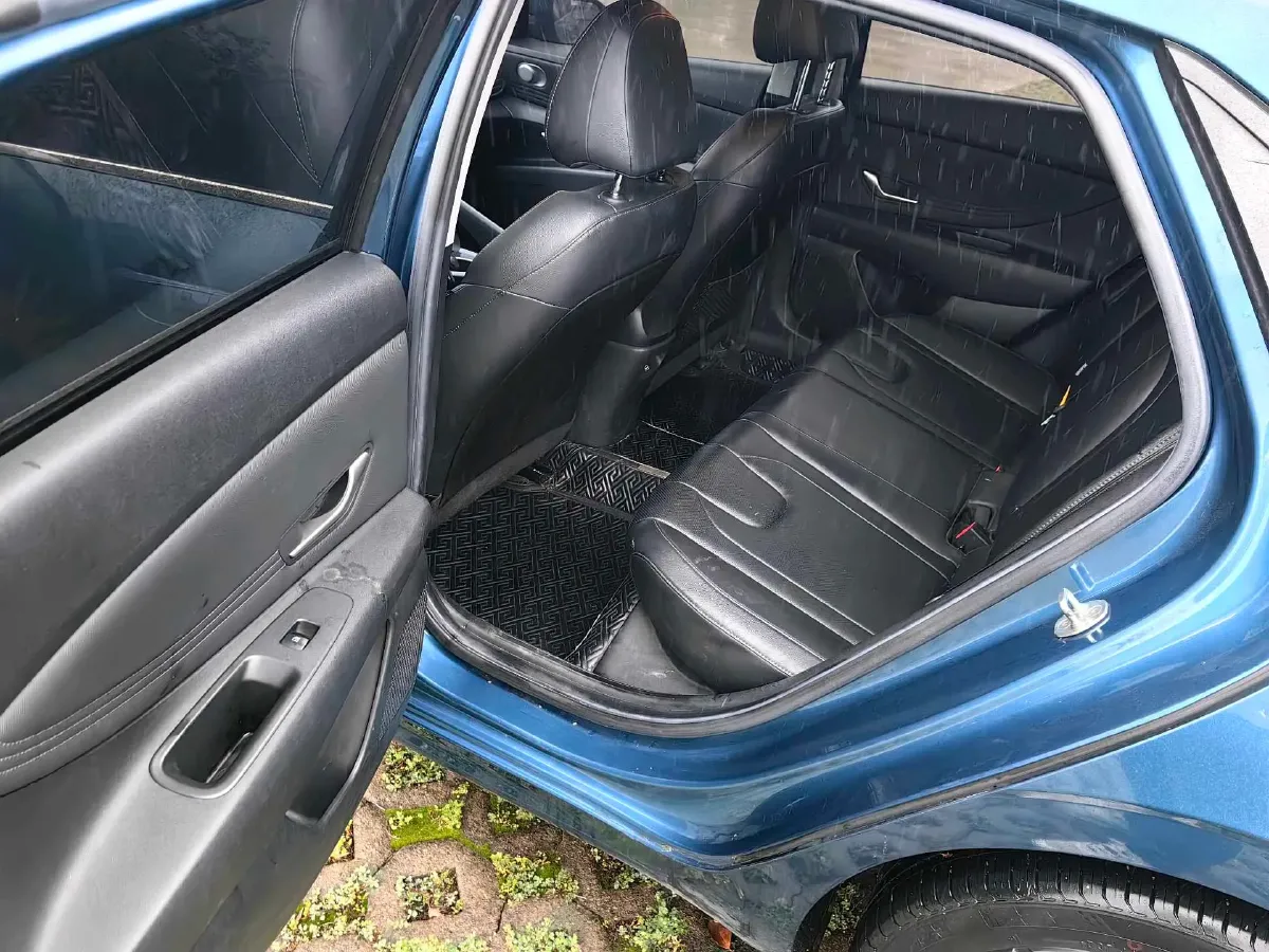 2021 Hyundai Elantra 1.5L 115HP L4 CVT,autocango,china used car exporter,china ev exporter,chinese used car exporter,chinese used ev exporter