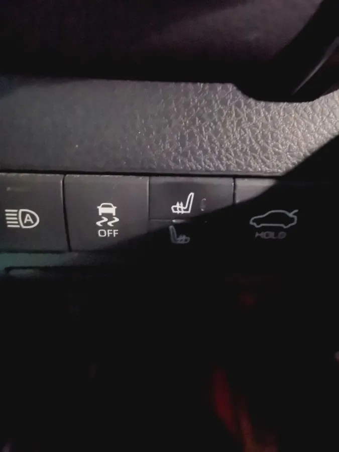 2023 Toyota Camry 2.0L 177HP L4 CVT,autocango,china used car exporter,china ev exporter,chinese used car exporter,chinese used ev exporter