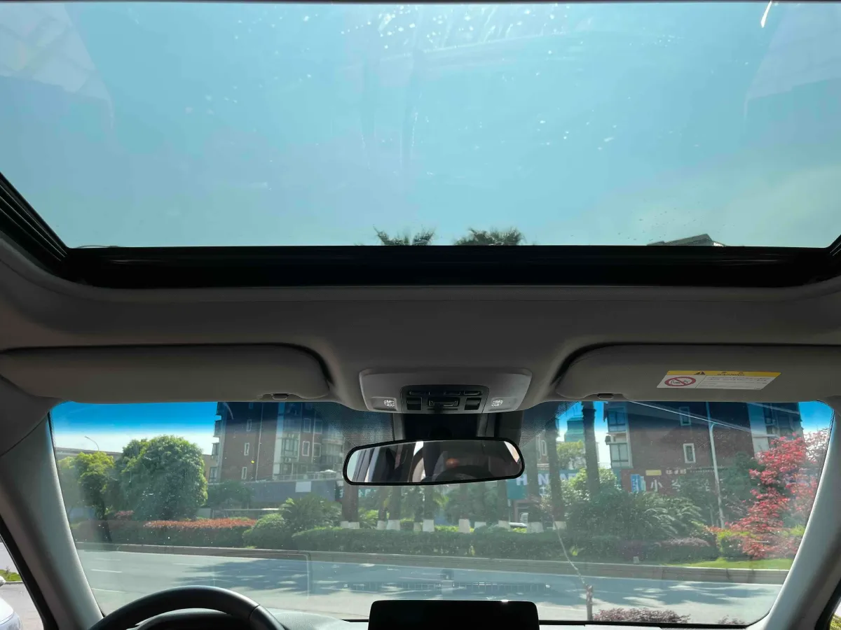 2023 Toyota Camry 2.0L 177HP L4 CVT,autocango,china used car exporter,china ev exporter,chinese used car exporter,chinese used ev exporter