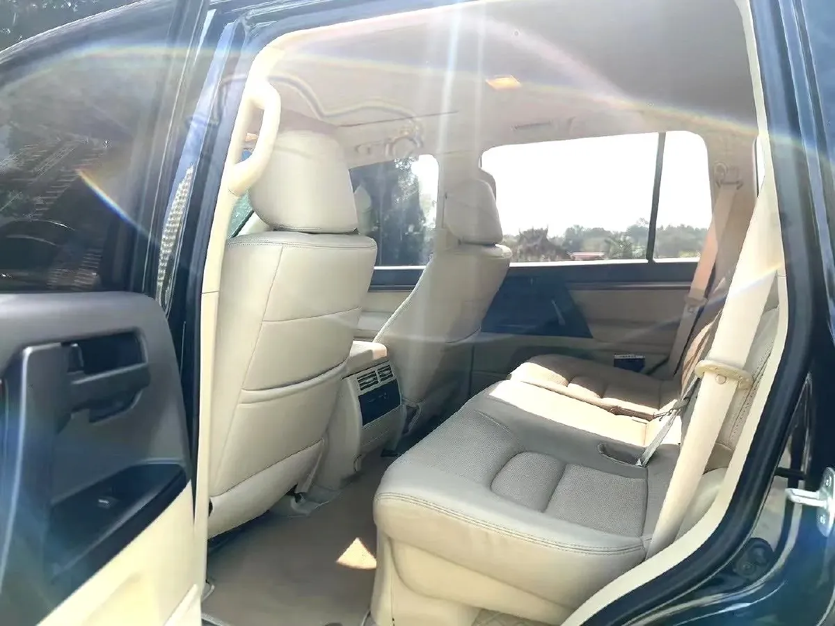 2015 Toyota Land Cruiser 4.0L 275HP V6 5AT,autocango,china used car exporter,china ev exporter,chinese used car exporter,chinese used ev exporter