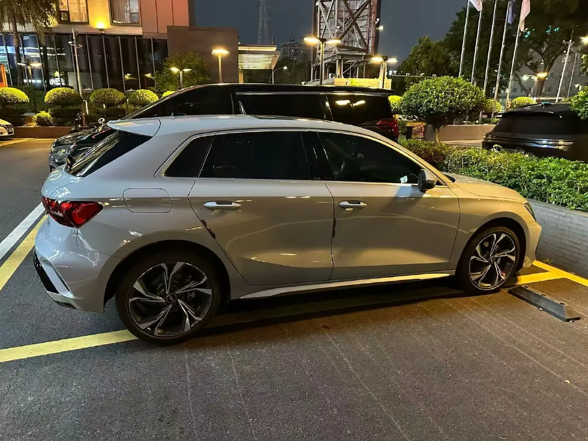 2025 Audi A3 1.5T 160HP L4 7DCT,autocango,china used car exporter,china ev exporter,chinese used car exporter,chinese used ev exporter